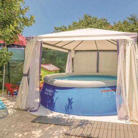 Amazing Home In Podstrana With Kitchen Dış mekan fotoğraf